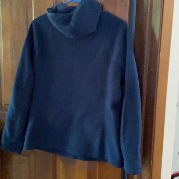 Vineyard vines navy fleece - Picture 3 of 3